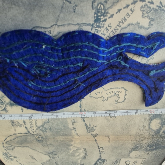 Hand Emnroiderd Fish Sequence Vibrant  Blue and Green Applique  Patch - Picture 8 of 8